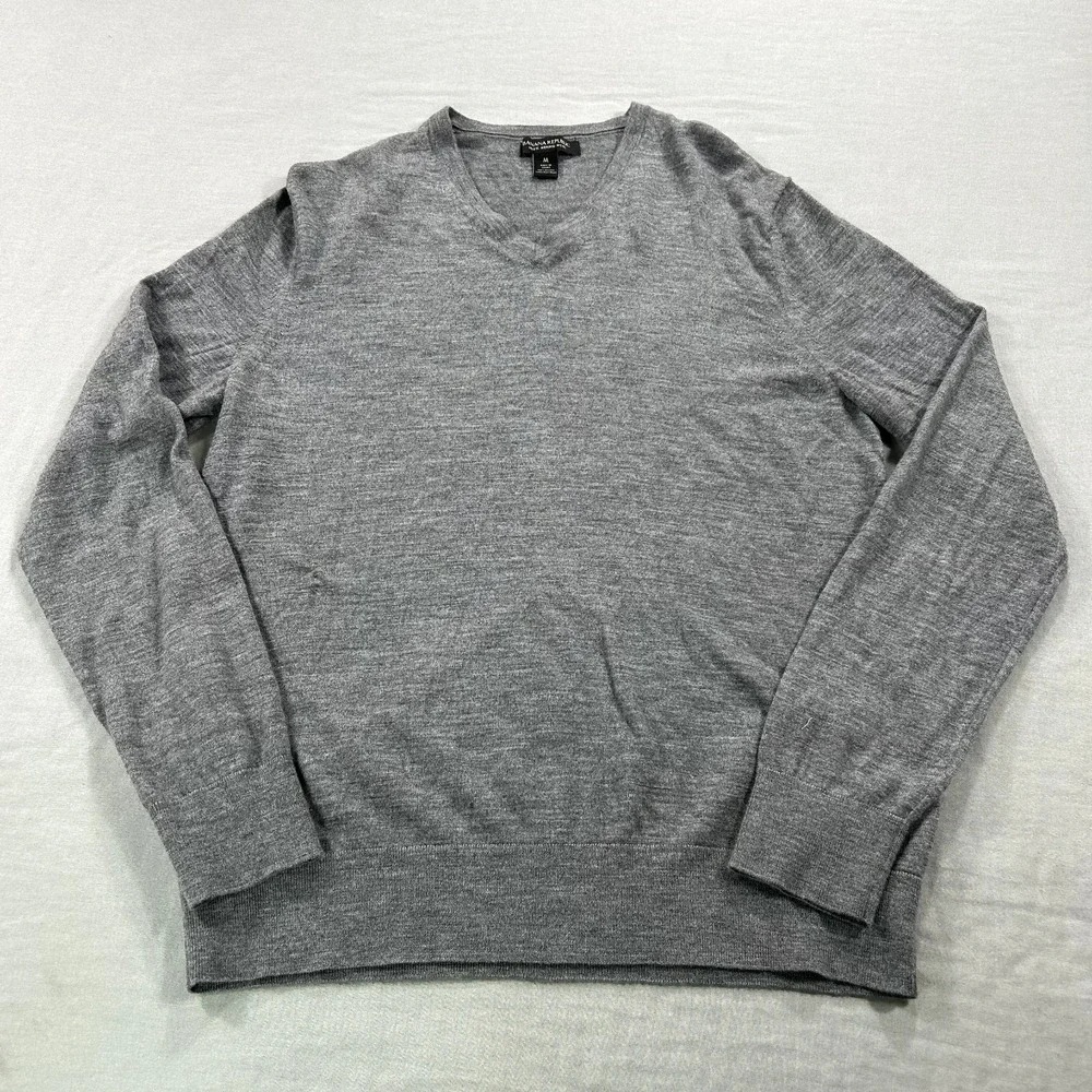 Banana Republic Sweater Mens‎ Medium Gray V-Neck Merino Wool Lightweight Casual